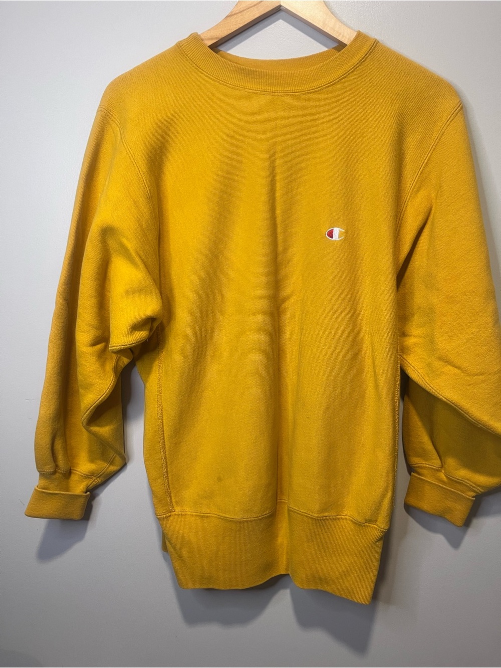 Champion Crewneck Sweatshirt in Mustard Yellow Vintage
